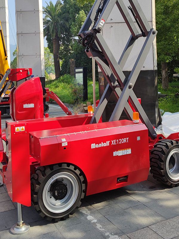 自行越野式剪叉型高空作業平臺,XE-RT系列